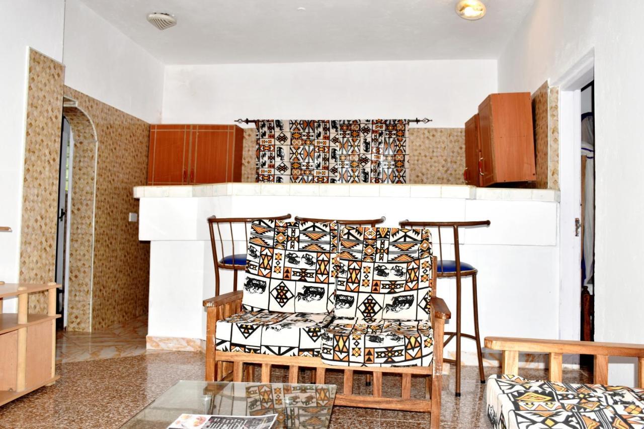 Diani Home Stays Diani Beach Ngoại thất bức ảnh